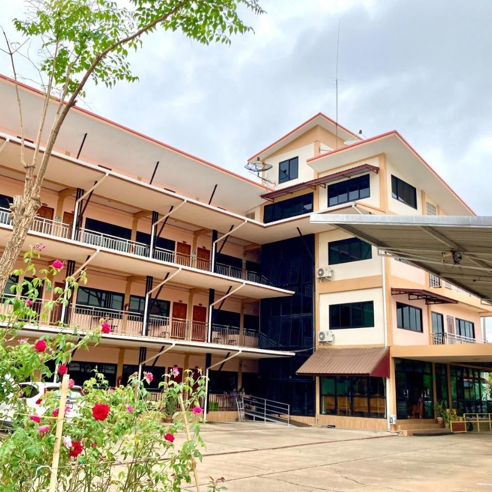 โรงแรมกาญจนาสกลนคร