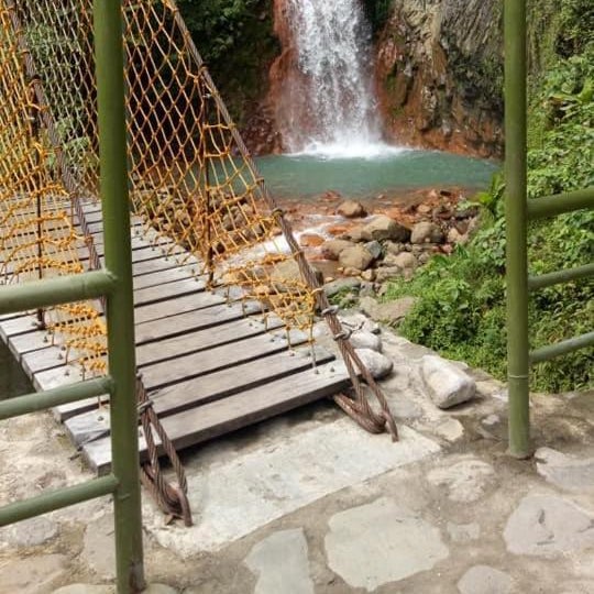 Pulangbato Falls Mountain Resort