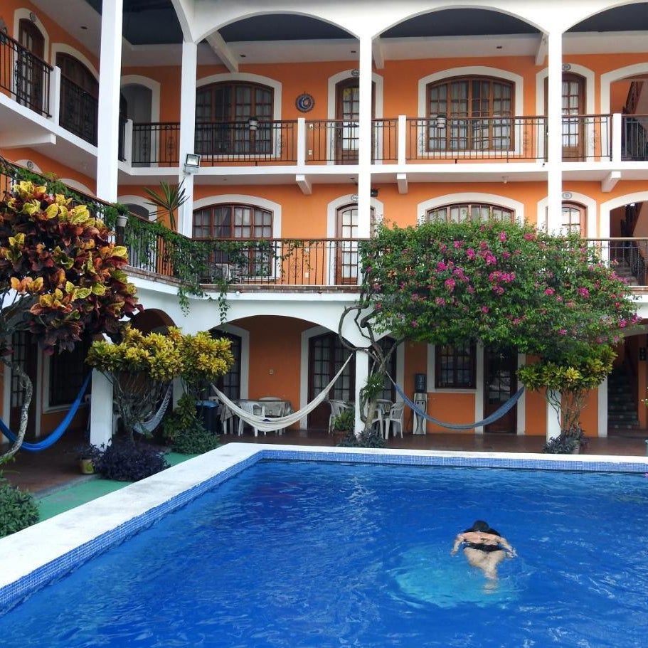 Don Luis Hostal - Sucursal Galeana - Tecolutla