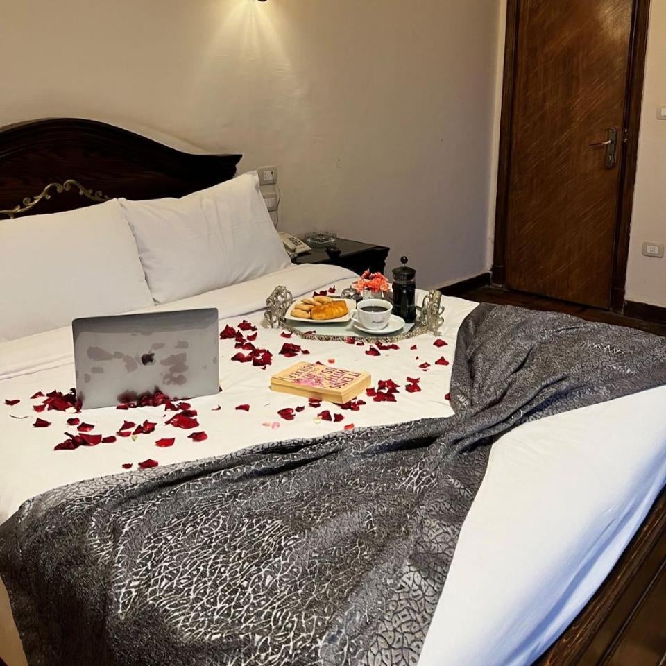 Hyde Park House Hotel Thumbnail