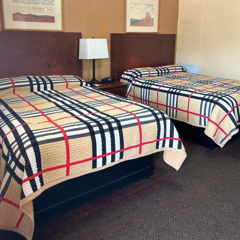 Deavers motel