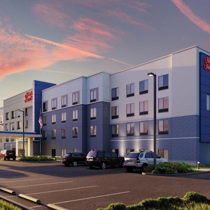 Hampton Inn & Suites by Hilton Long Island Farmingdale Thumbnail