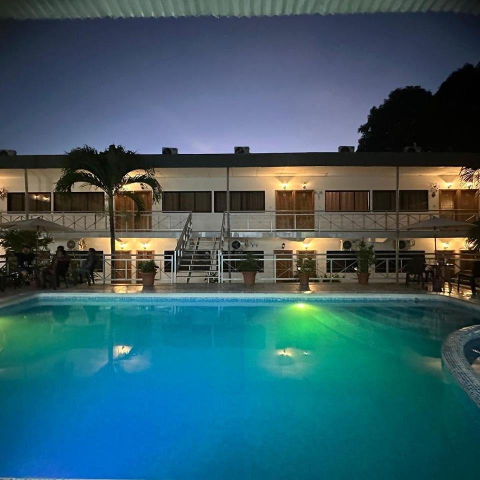 Casa Blanca Hotel Thumbnail