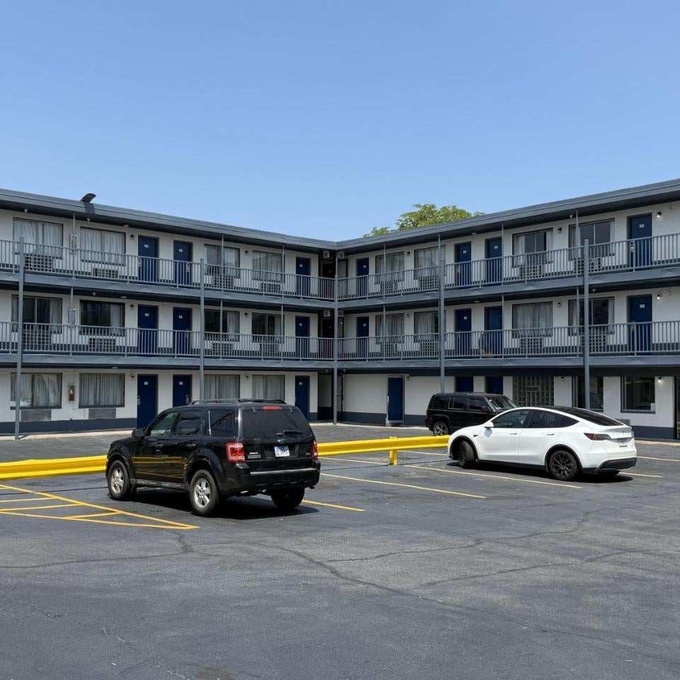 Motel 6 Chicago, IL - Halsted Thumbnail