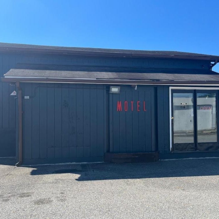 Golden Luck Motel Thumbnail