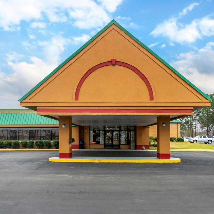 Travelers Inn Douglas By OYO US-441 Thumbnail