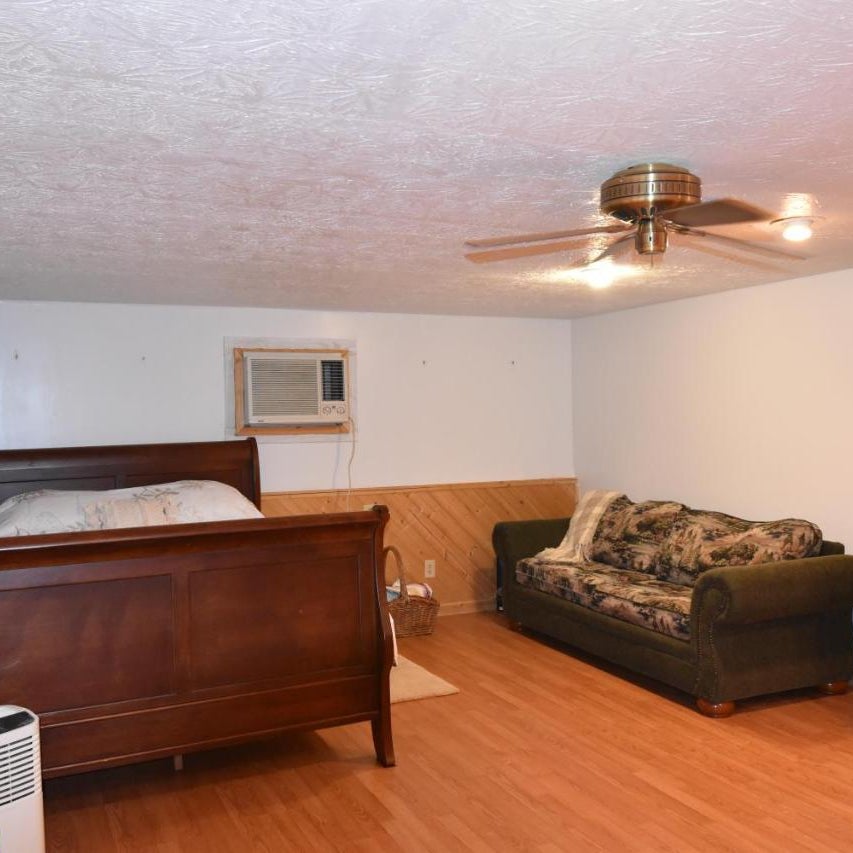 Laurel Lake Cabins