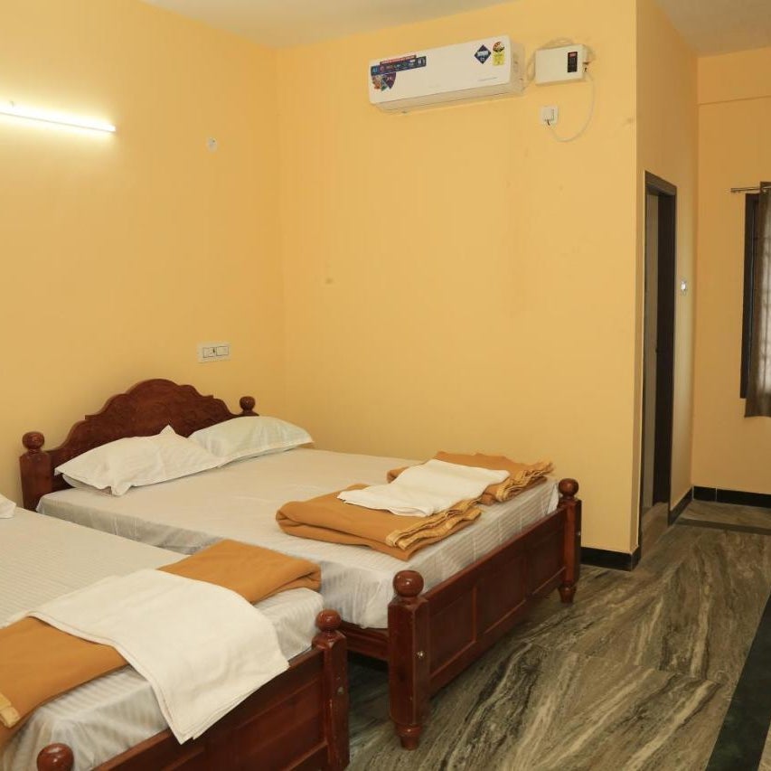 Lakshmi Mahal Rooms