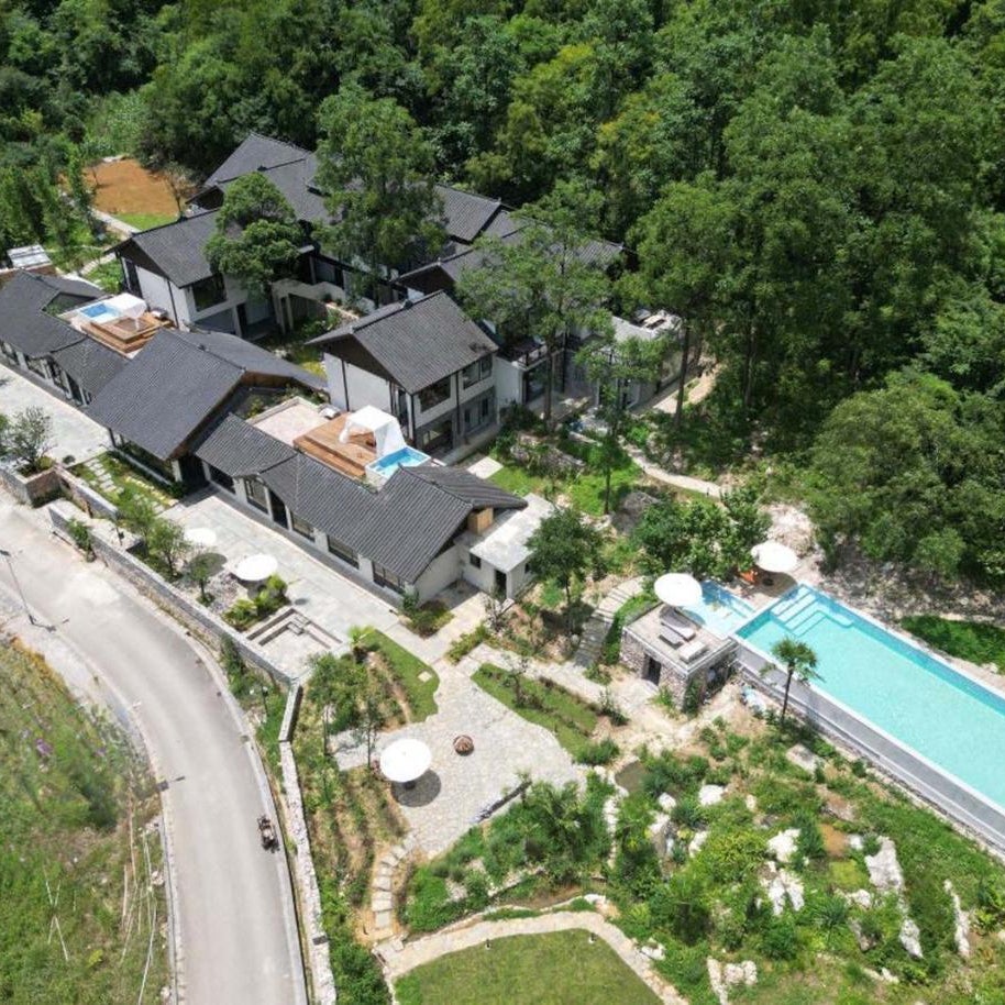 Xunmiri Qinin Villa