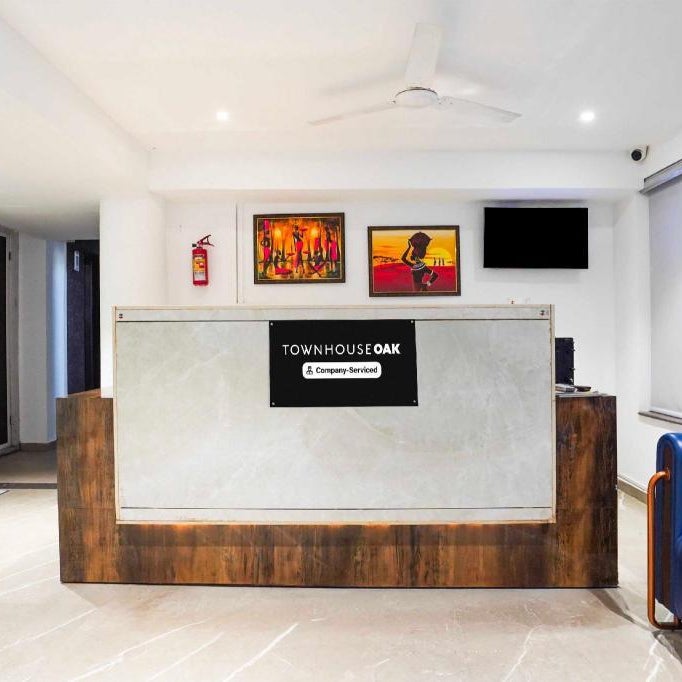 Super Townhouse Oak Ramdaspeth KRIMS Hospital