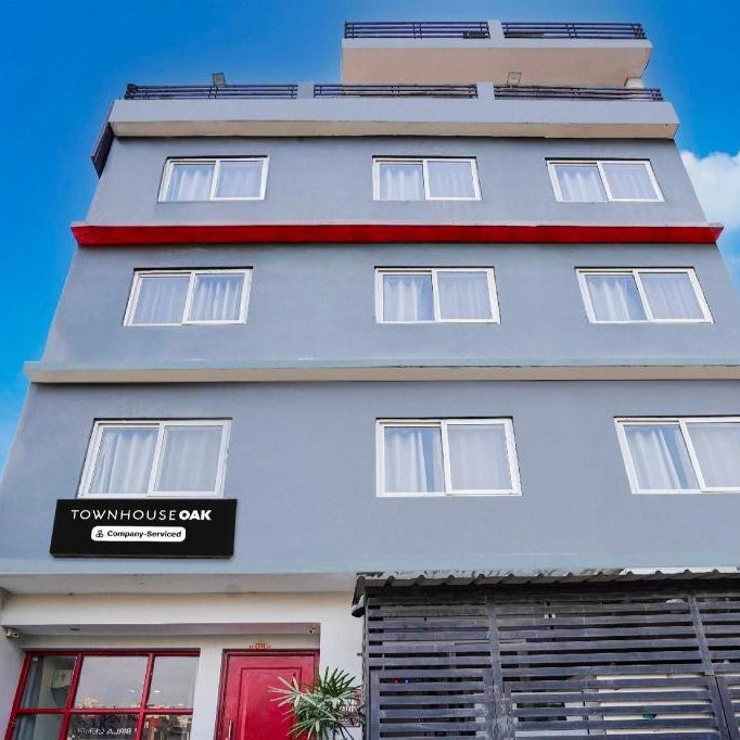 Townhouse Oak Gomti Nagar Healthcity Vistaar