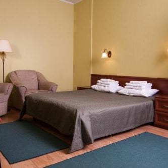 Mini-hotel on Geroiv Energetykiv Street 18 Thumbnail