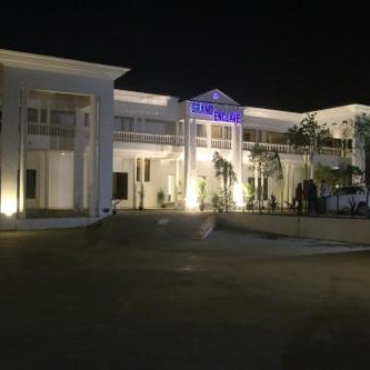 Grand Enclave Thumbnail