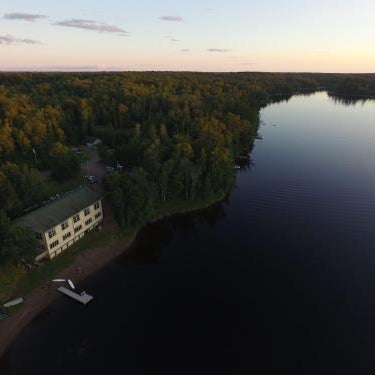 Hanging Horn Lakeside Resort Thumbnail