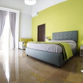 Beverello Suite Thumbnail