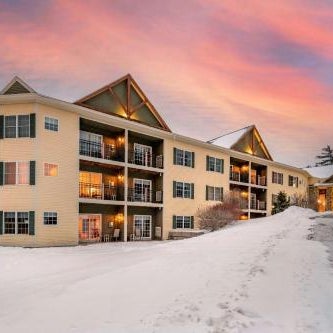 Mountain Edge Suites at Sunapee, Ascend Hotel Collection Thumbnail