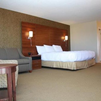 Budget Host Inn & Suites Thumbnail