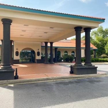 Motel 6 Savannah GA Gateway & I95 Thumbnail