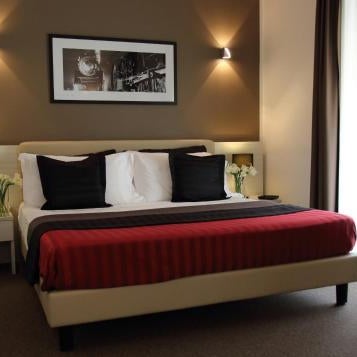 Stelle Hotel The Businest Thumbnail