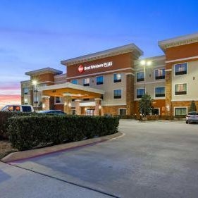 Best Western Plus Spring Inn & Suites Thumbnail