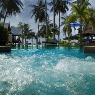 Dewshore Resort