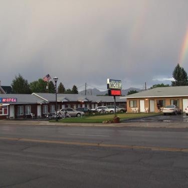 Blue Pine Motel Thumbnail