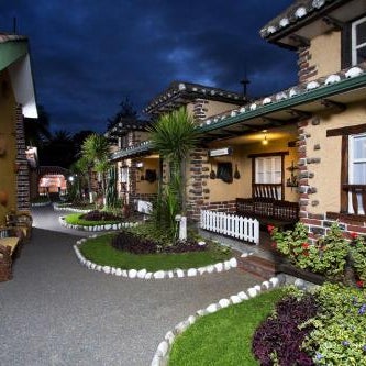 Hosteria Rumipamba De Las Rosas Thumbnail