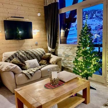 Chalet Neva - luxury chalet with sauna by Avoriaz Chalets