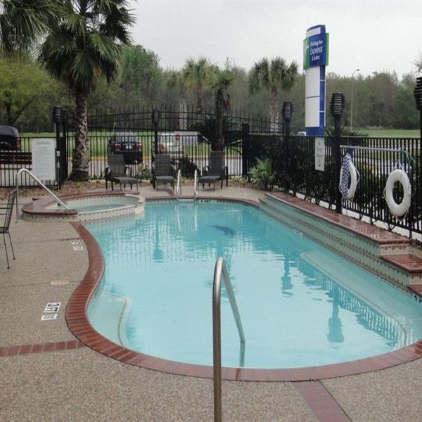 Holiday Inn Express Hotel & Suites Houston North Intercontinental By IHG Thumbnail