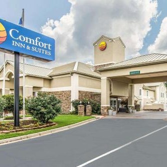 Comfort Inn & Suites Greenwood near University Thumbnail