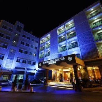 St. George Hotel Thumbnail
