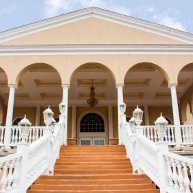 Chateau Suites Thumbnail