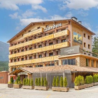 Garden Wellness Hotel S Thumbnail