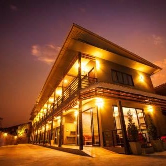 โรงแรมบ้านมะกรูด Baan Ma Grood Hotel