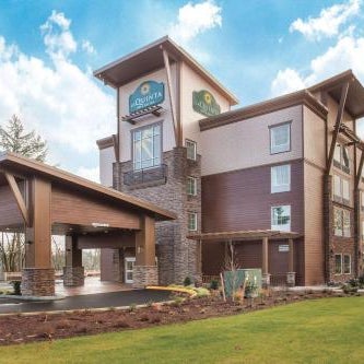 La Quinta Inn & Suites by Wyndham Tumwater - Olympia Thumbnail