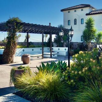 Casablanca Inn on The Beach Thumbnail