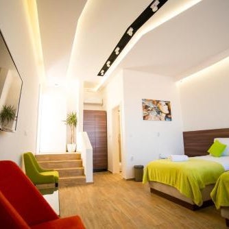 Apel Luxury