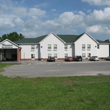 Mountain inn & suites - Dunlap TN Thumbnail