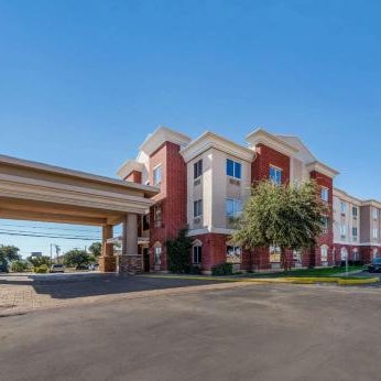 Comfort Inn & Suites Thumbnail