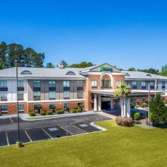 Holiday Inn Express Hotel & Suites Hinesville By IHG Thumbnail