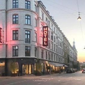 Ibsens Hotel