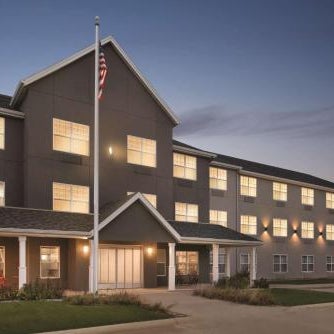 Country Inn & Suites by Radisson, Cedar Falls, IA Thumbnail