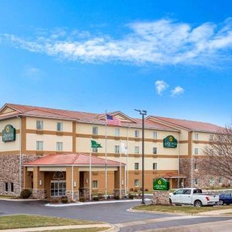 La Quinta Inn & Suites by Wyndham Rockford Thumbnail