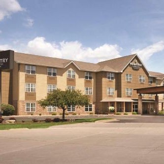 Country Inn & Suites by Radisson, Moline Airport, IL Thumbnail
