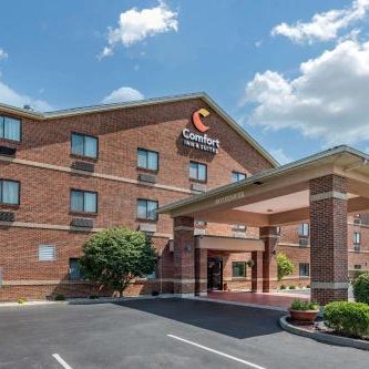Comfort Inn & Suites Thumbnail