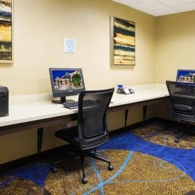 Holiday Inn Express & Suites Midland Loop 250 By IHG Thumbnail