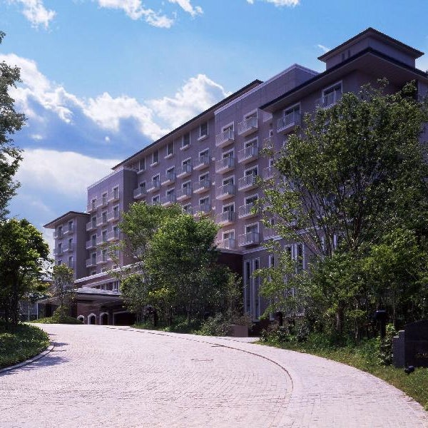 Okura Akademia Park Hotel