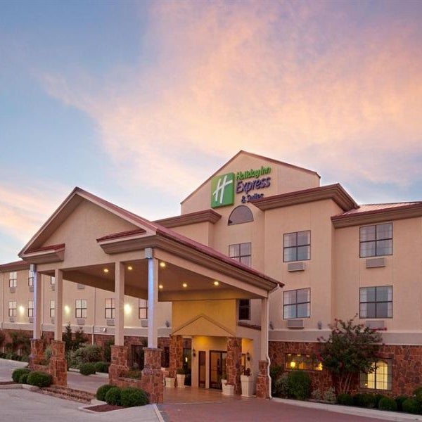Holiday Inn Express & Suites Kerrville By IHG Thumbnail