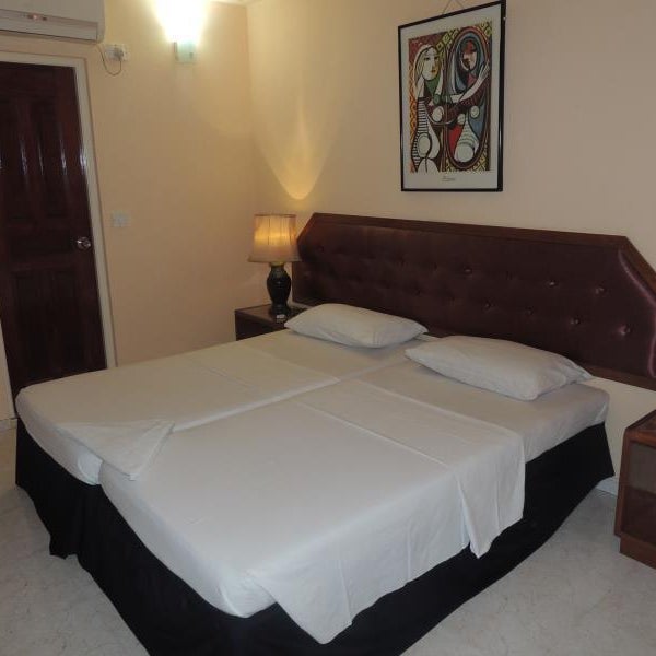 Off Day Inn Thumbnail