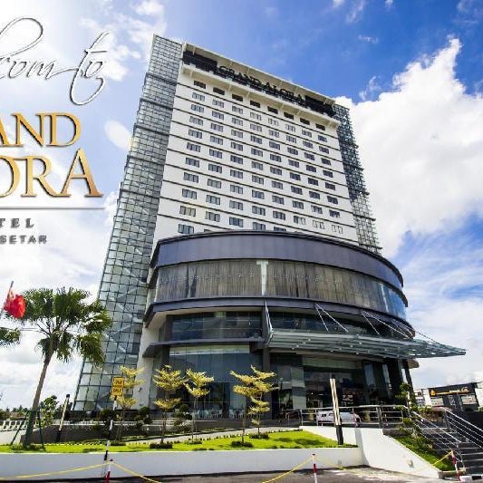 Grand Alora Hotel